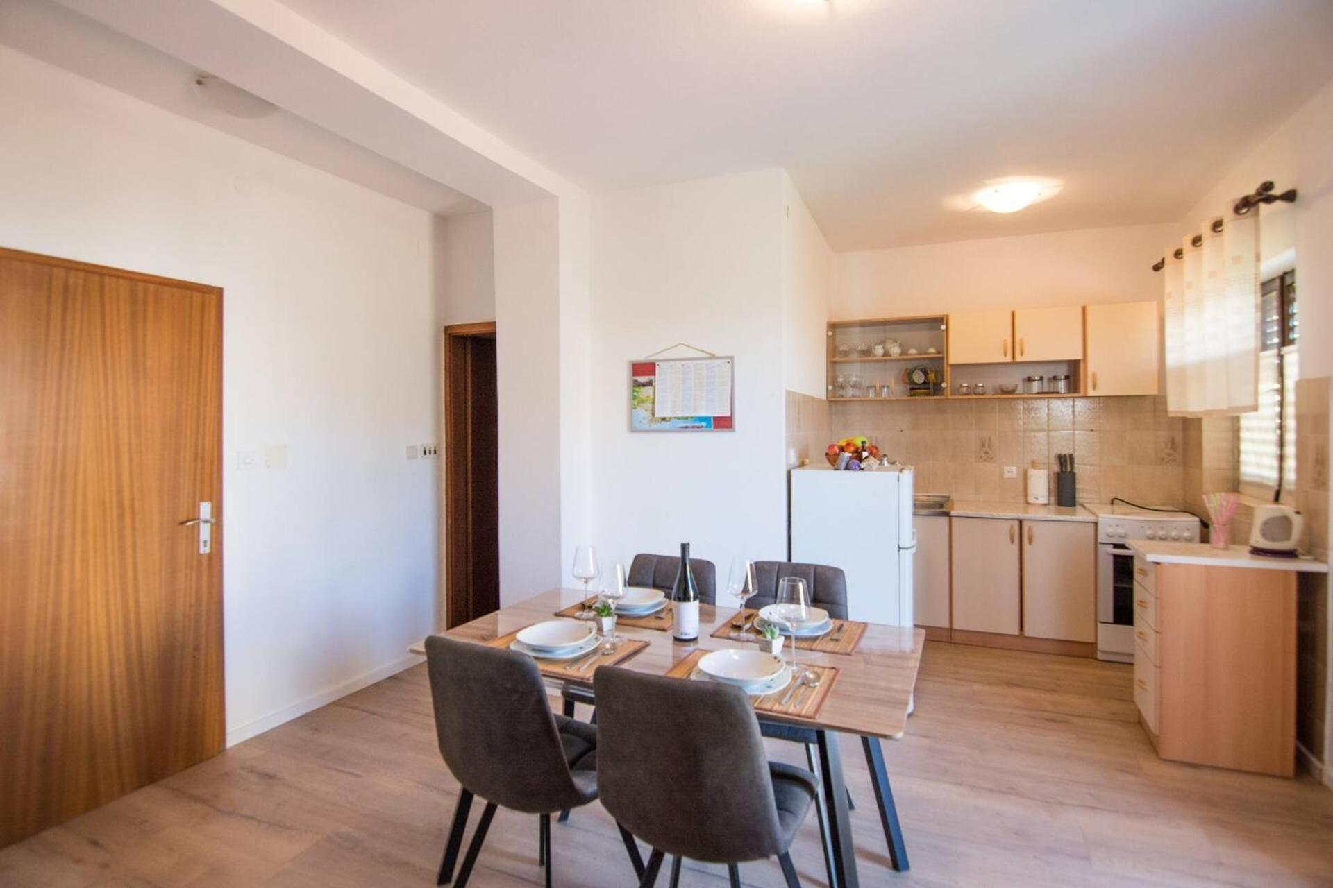 Apartments Kreso Биоград на Мору Екстериор снимка
